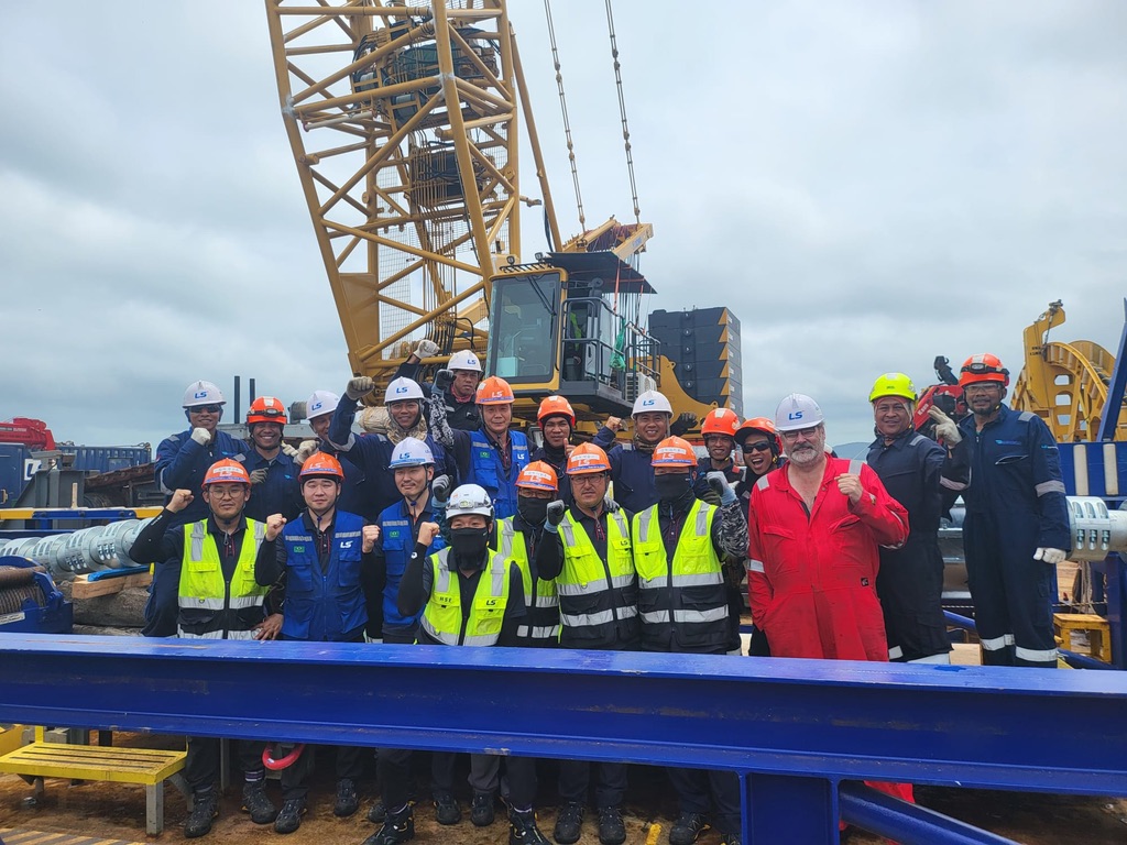 JN1 project team on the cable-lay barge